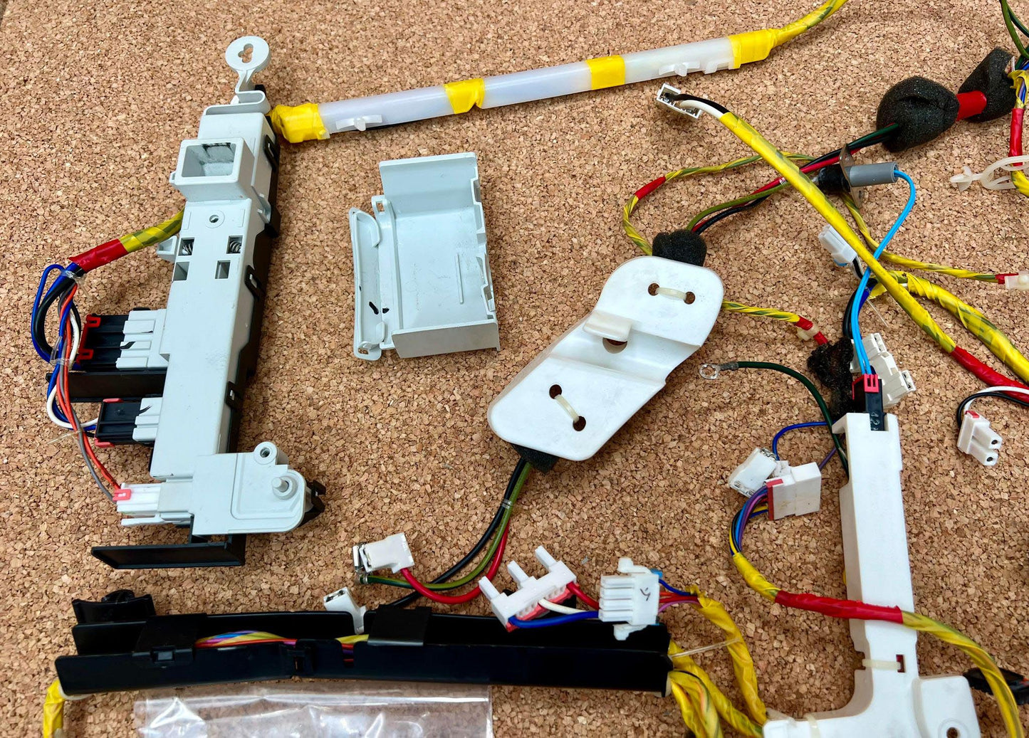 SAMSUNG WF42H5200AP/A2 MAIN WIRING HARNESS AND SOME MORE THINGS