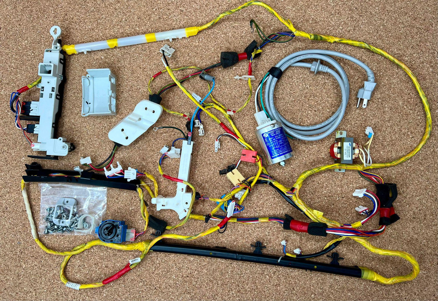 SAMSUNG WF42H5200AP/A2 MAIN WIRING HARNESS AND SOME MORE THINGS